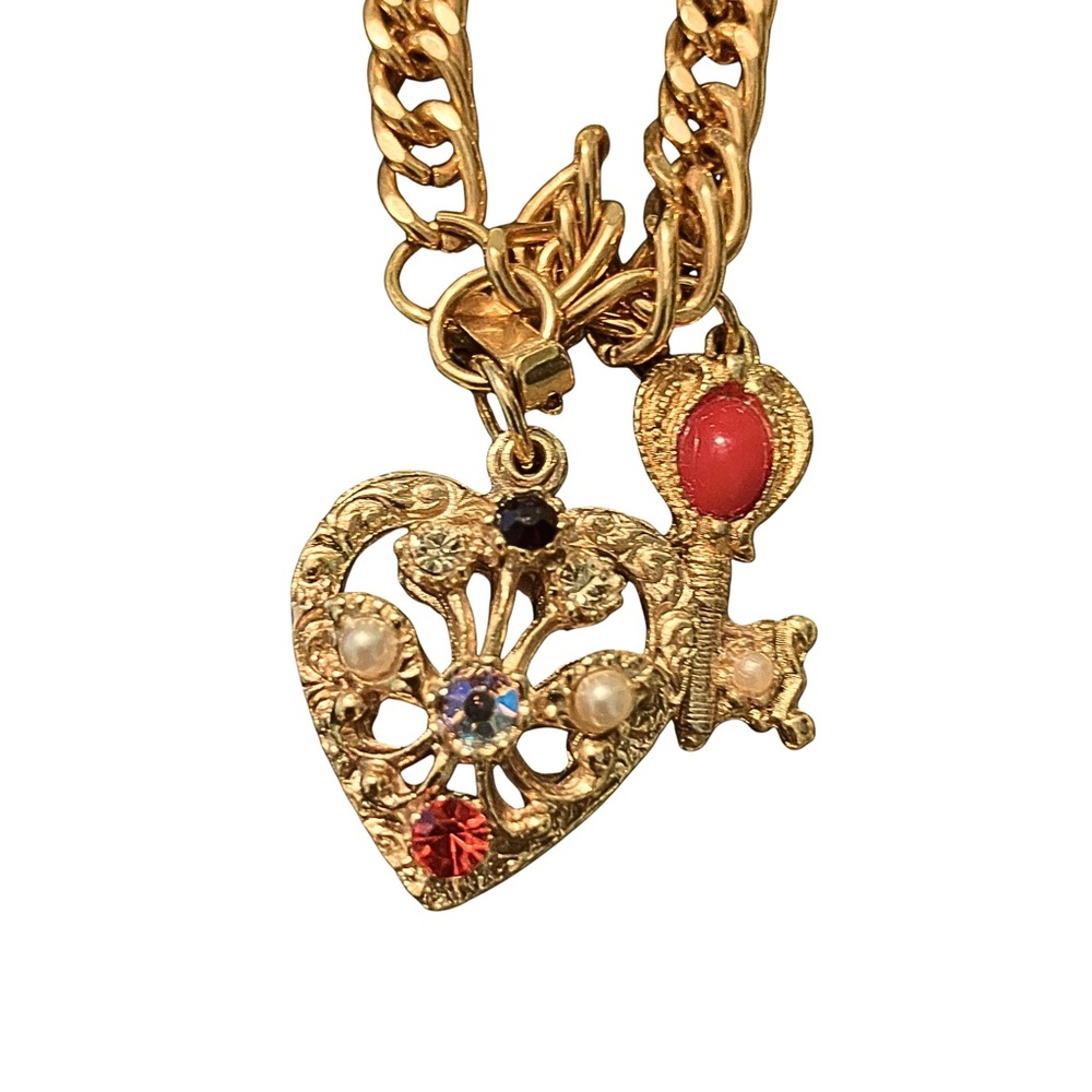 Vintage 70s Gold Tone Coquette Charm Bracelet Heart Key Victorian AB Pearl 6.5” - Picture 4 of 6